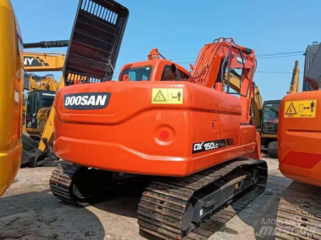 Doosan DX150 Midikaivukoneet 7t - 12t