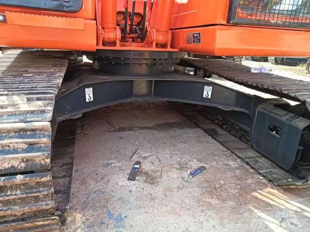 Doosan DX150 Midikaivukoneet 7t - 12t