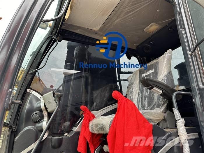 Hyundai R220LC-9S Telakaivukoneet