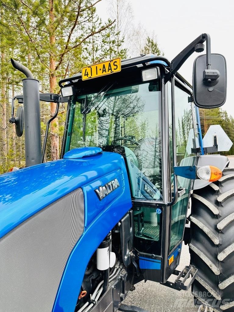 Valtra A 92 Traktorit