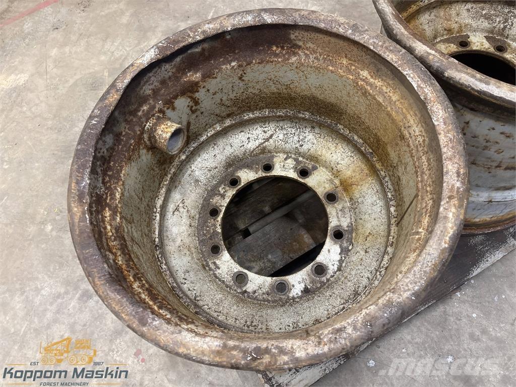 Valmet 860 24x26,5 Renkaat ja vanteet