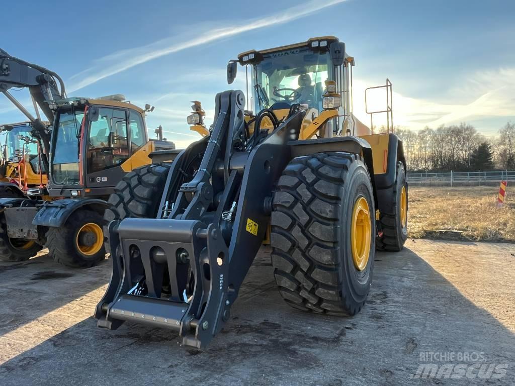 Volvo L 220 H Pyöräkuormaajat