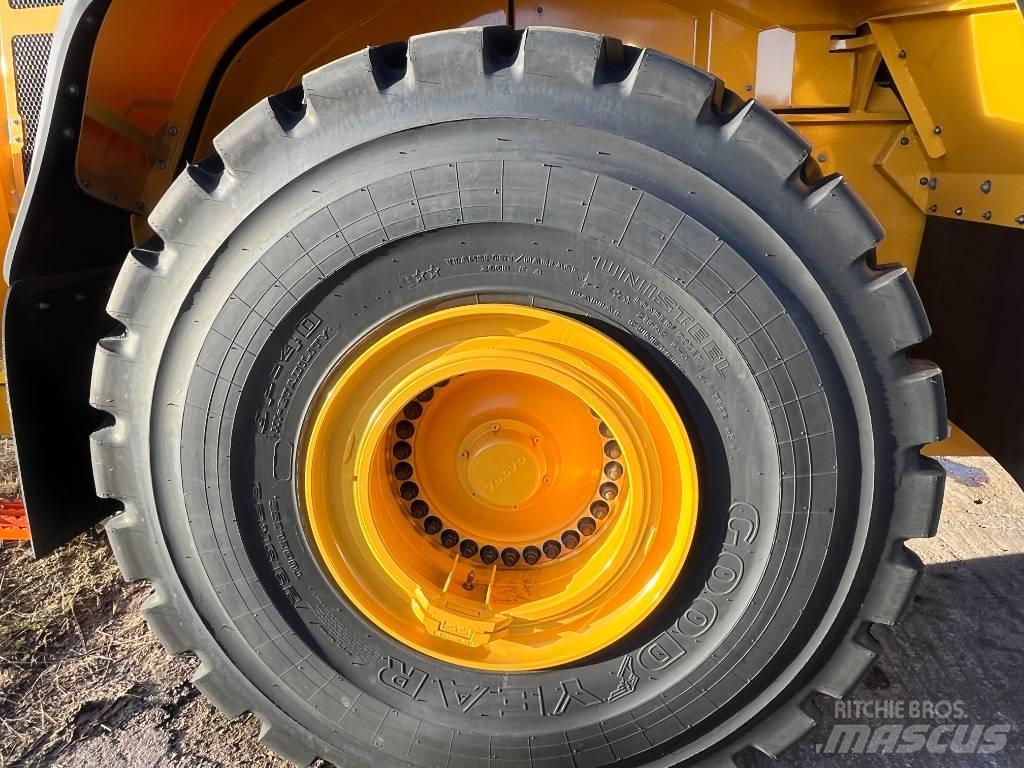 Volvo L 220 H Pyöräkuormaajat