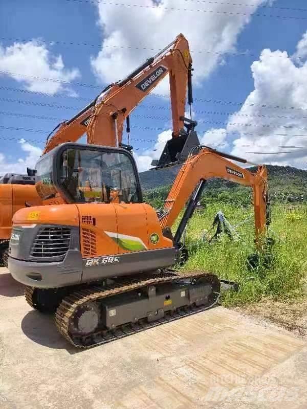 Doosan DX 60E Midikaivukoneet 7t - 12t