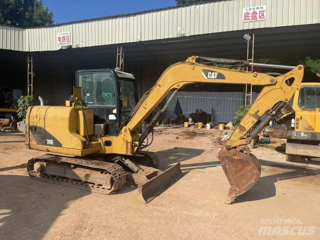 CAT 306 Telakaivukoneet