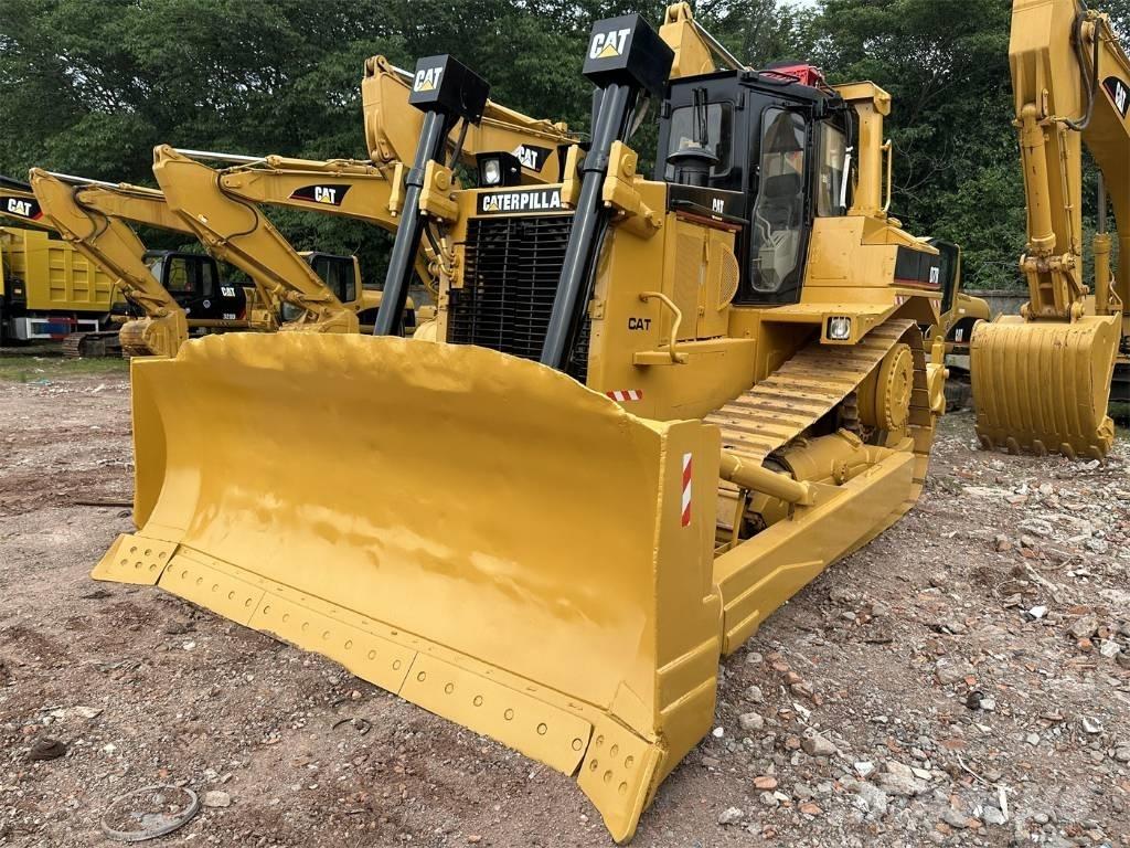CAT D 7 R Telaketjupuskutraktorit