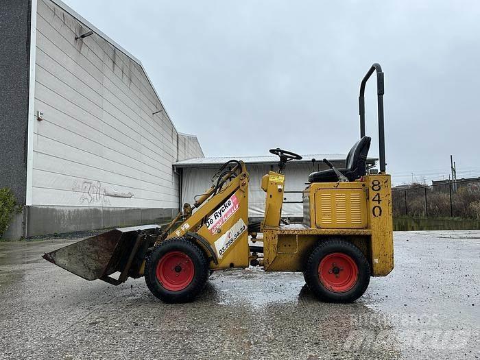 Knikmops KM90 Pyöräkuormaajat