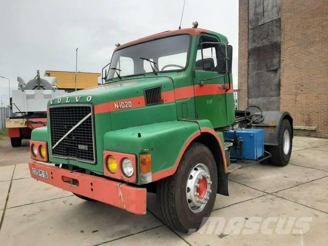 Volvo N 10 Vetopöytäautot
