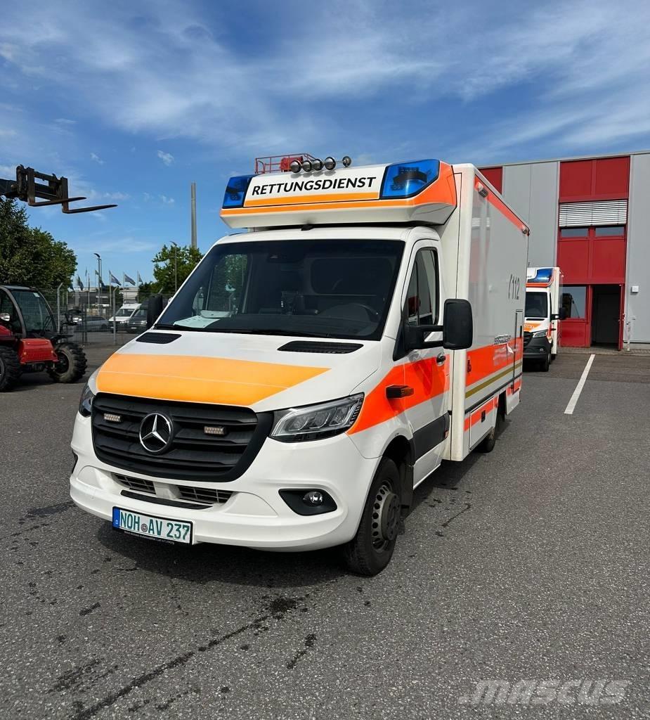 Mercedes-Benz 1000 Ambulanssit