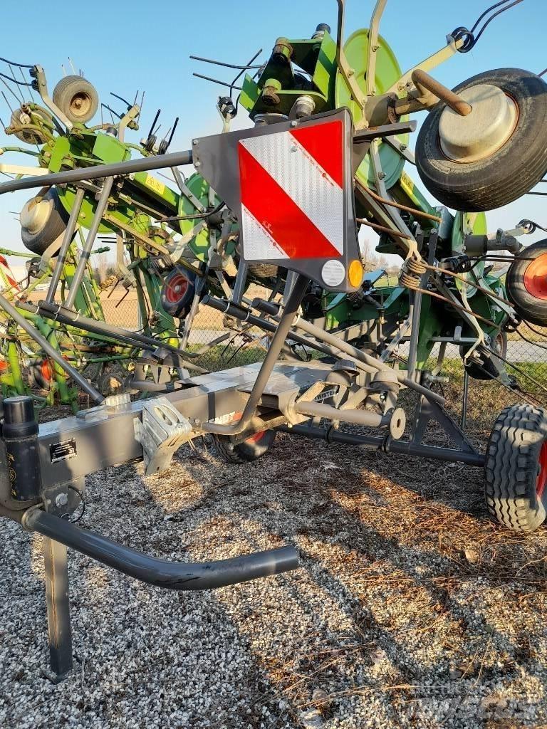 Fendt Twister 901T Pöyhimet ja haravat