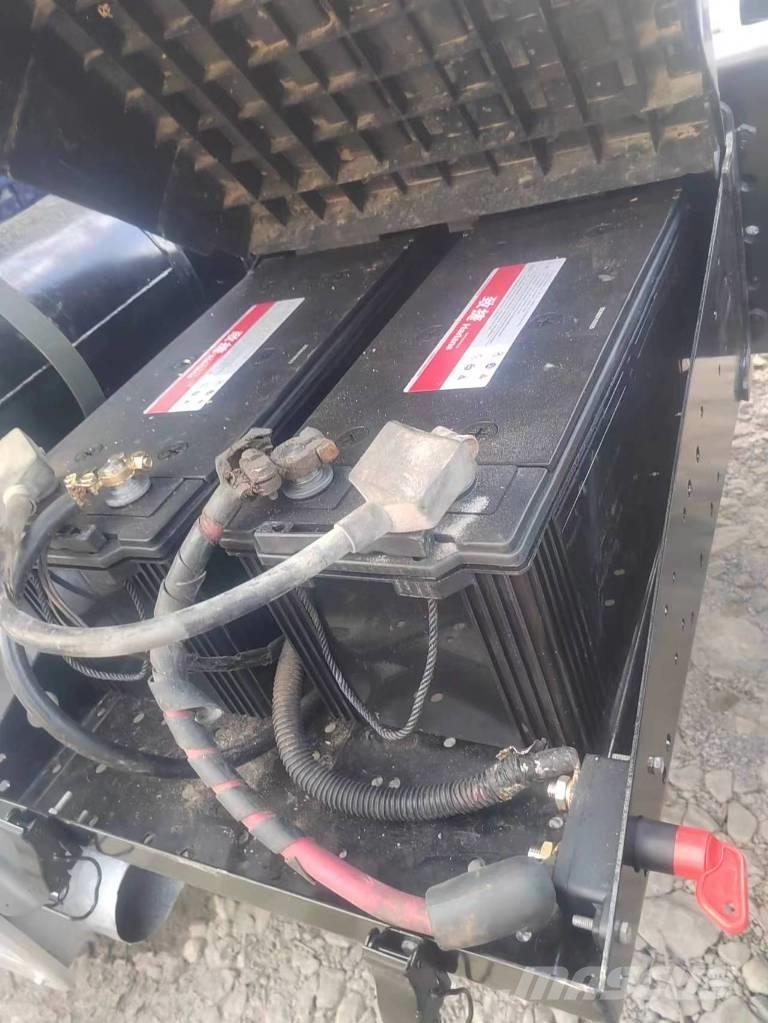 Shacman F3000 6x4 Vetopöytäautot