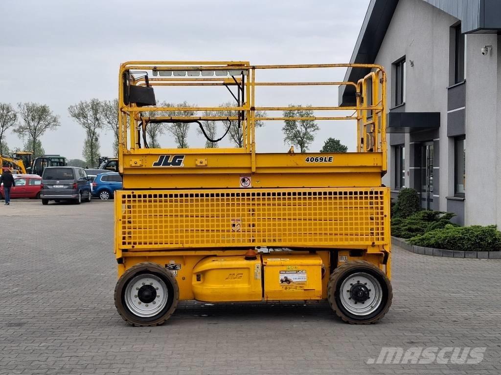 JLG 4069 LE Saksilavat