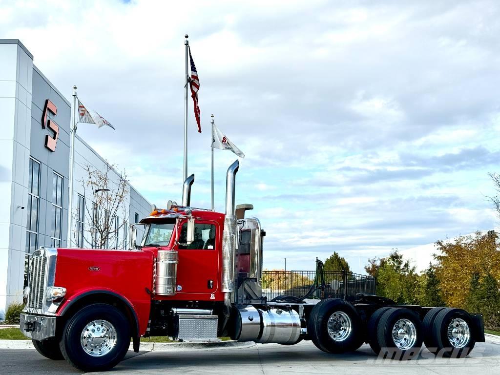 Peterbilt 389 Vetopöytäautot