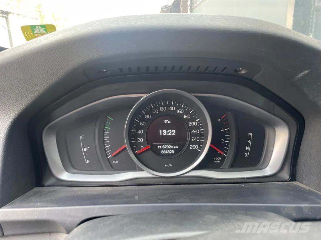 Volvo V60 . Henkilöautot