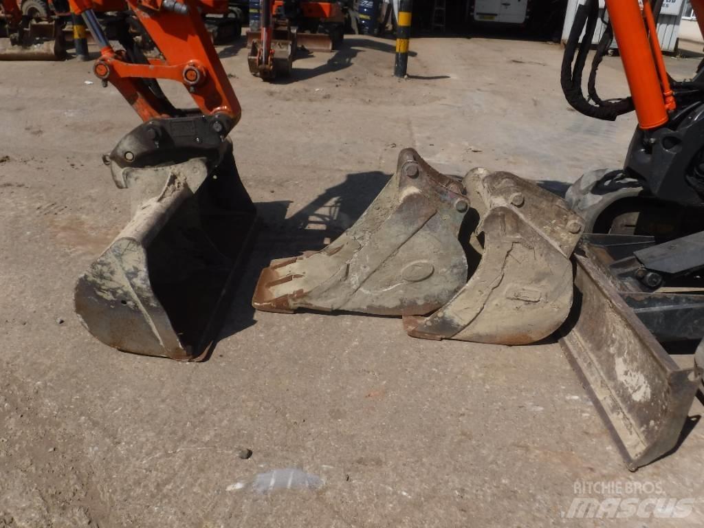Hitachi ZX 85 US B-5 Midikaivukoneet 7t - 12t