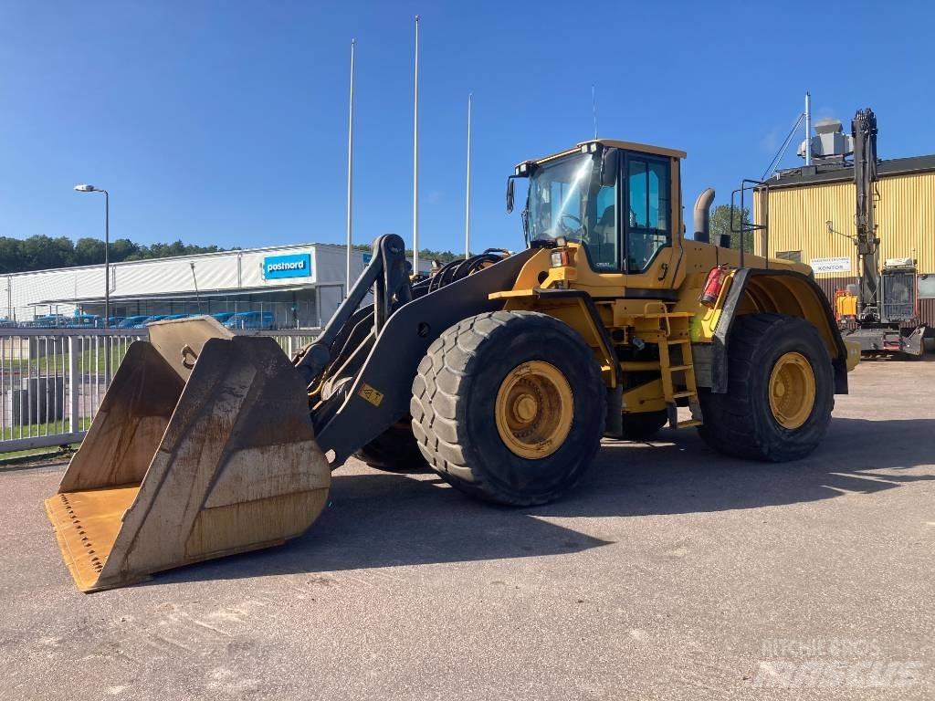 Volvo L 220 F Pyöräkuormaajat