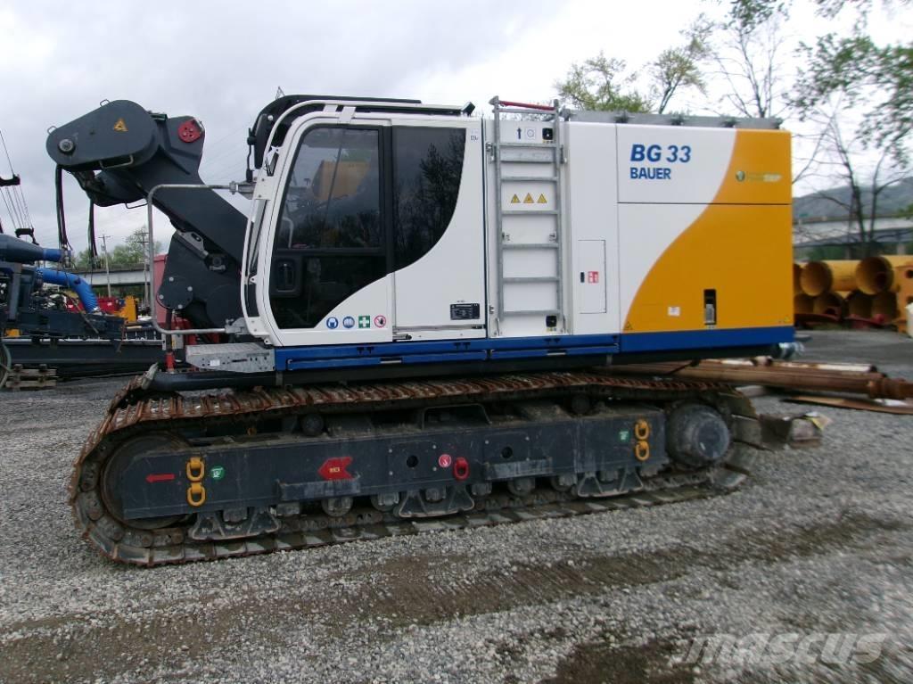 Bauer BG 33 V Raskaat porat