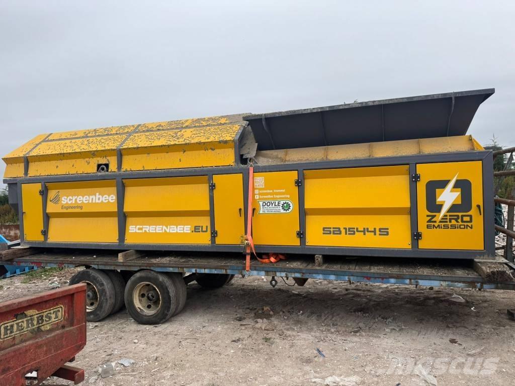 ScreenBee SB15.44 S Rumpuseulat