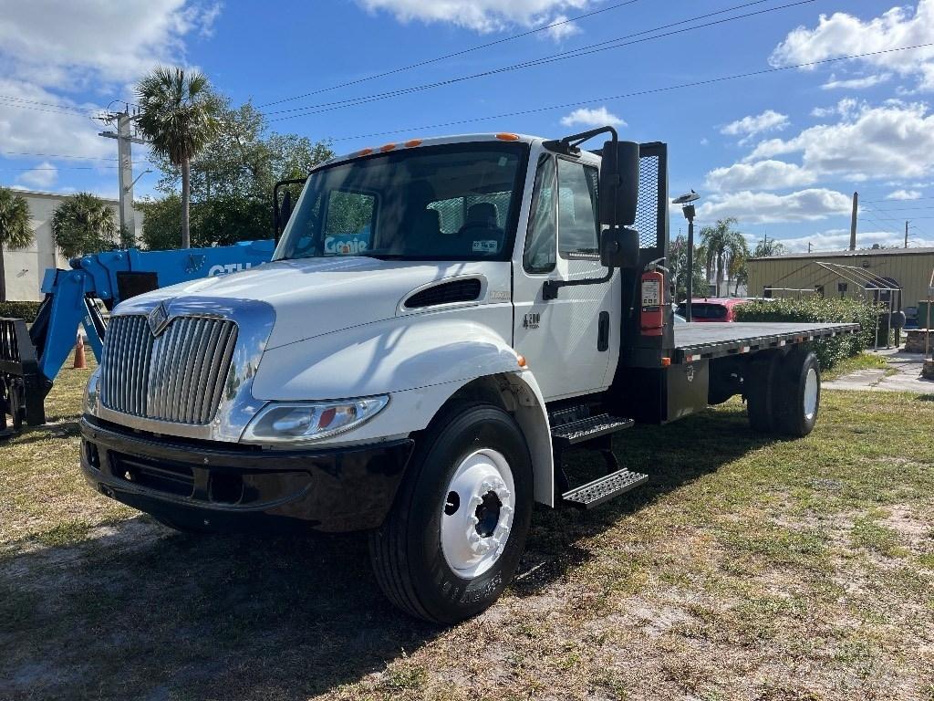 International 4200 Lava-kuorma-autot
