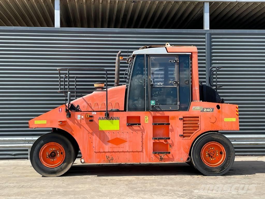 Ammann AP 240 Kumipyöräjyrät