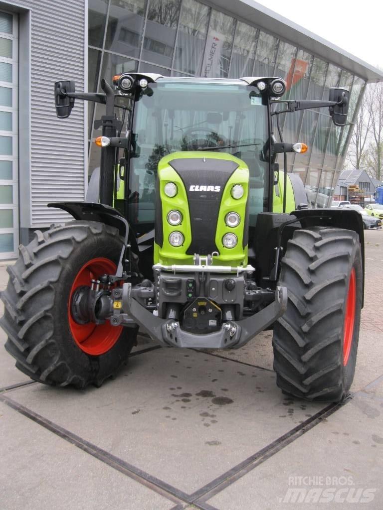 Claas Arion 470 Traktorit