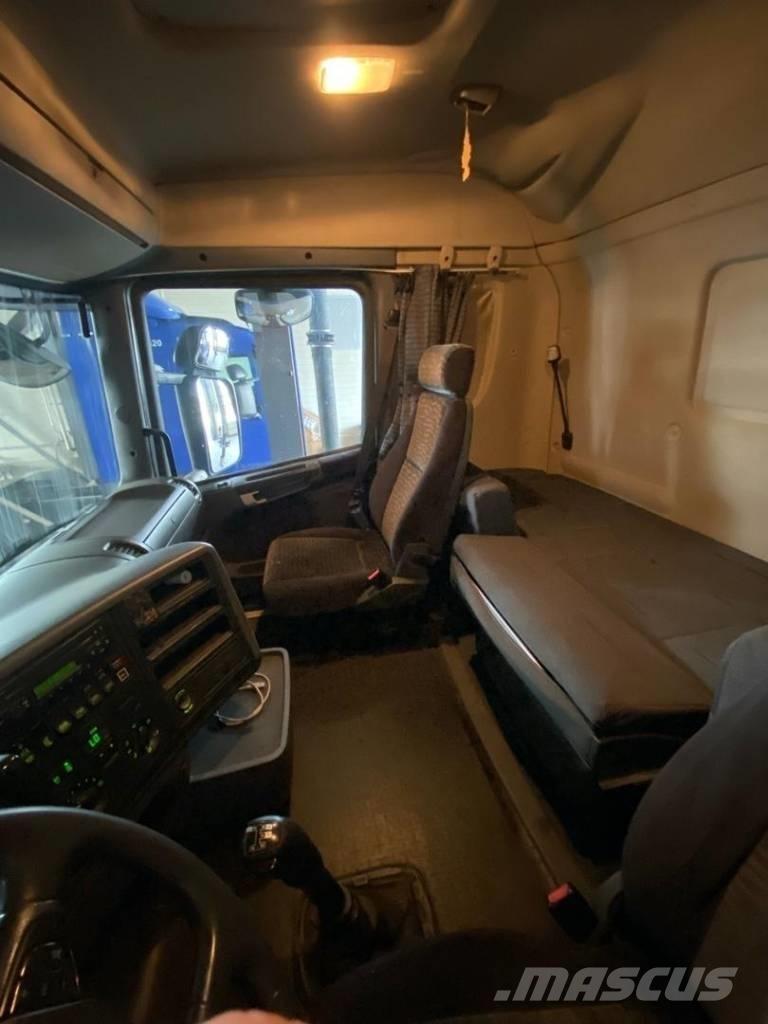 Scania R 16 Puuautot