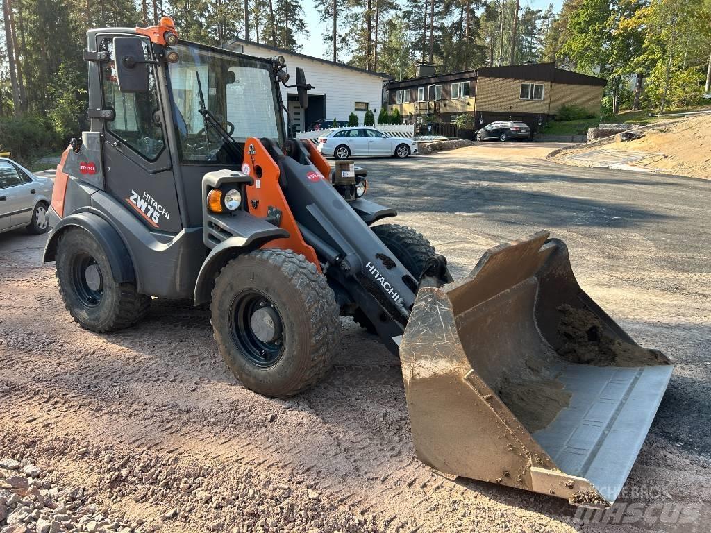 Hitachi ZW 75 Pyöräkuormaajat