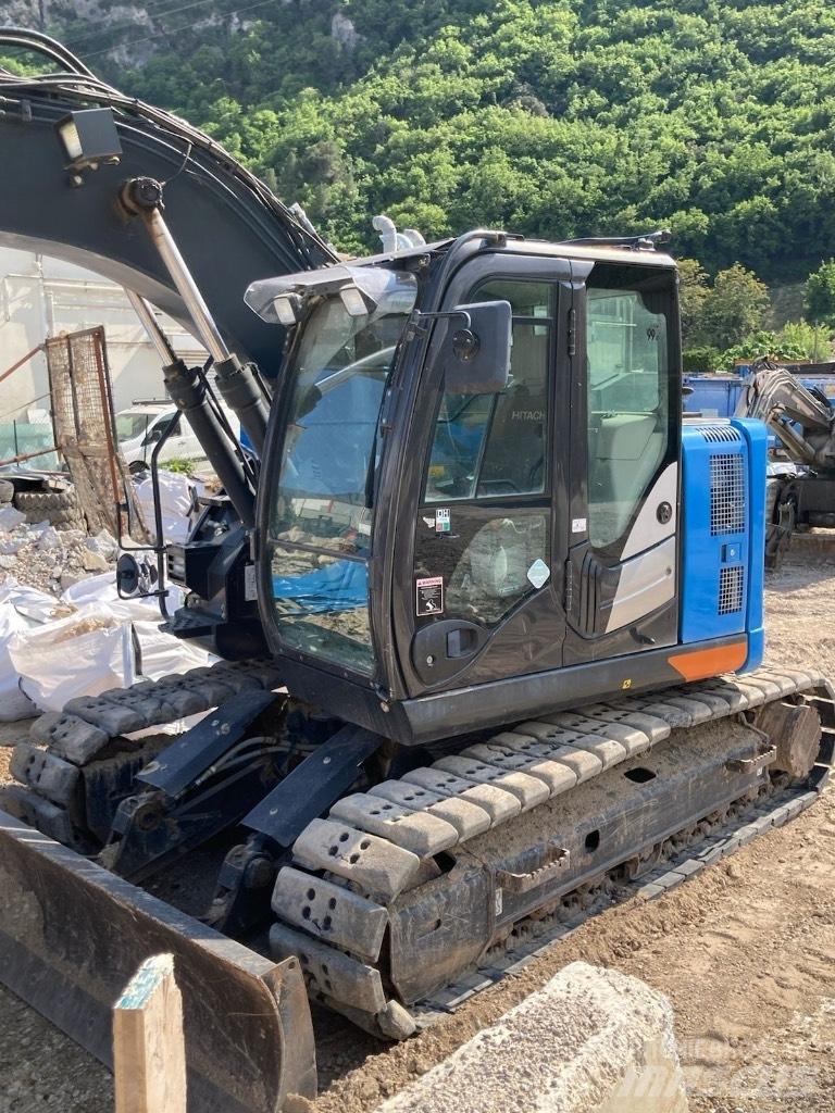 Hitachi ZX 135 US-6 Telakaivukoneet