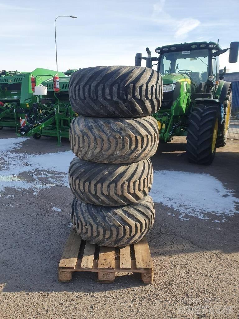 BKT 400/60-15,5 Renkaat ja vanteet