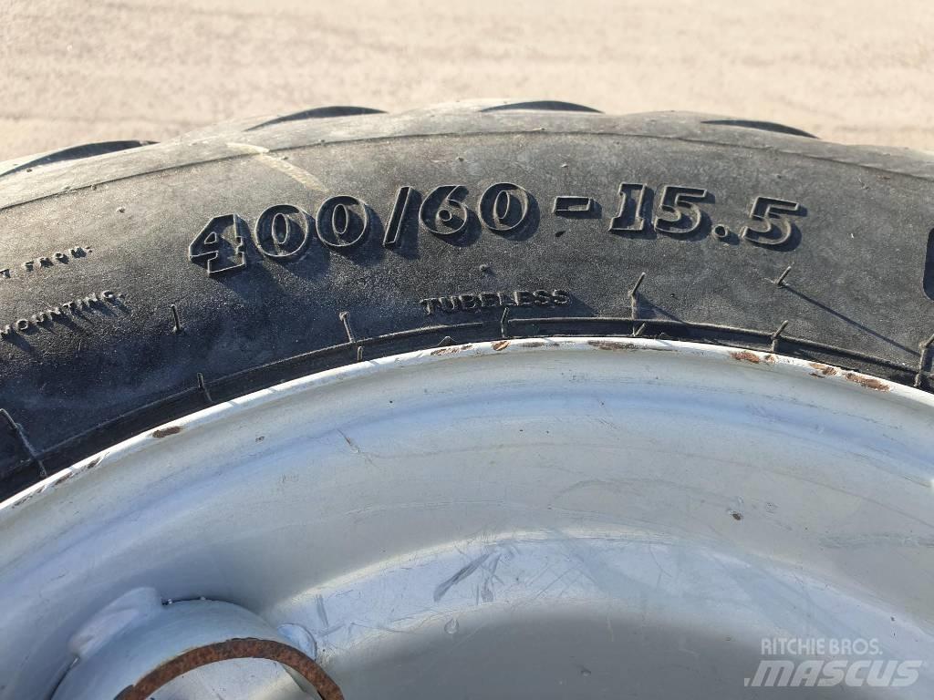 BKT 400/60-15,5 Renkaat ja vanteet