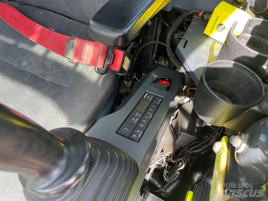 Komatsu PC 138 US-11 Telakaivukoneet