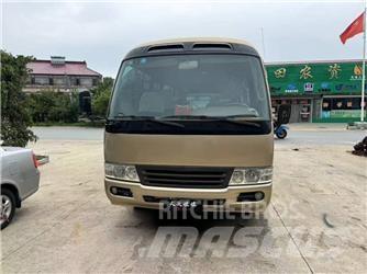 Toyota Coaster Minibussit