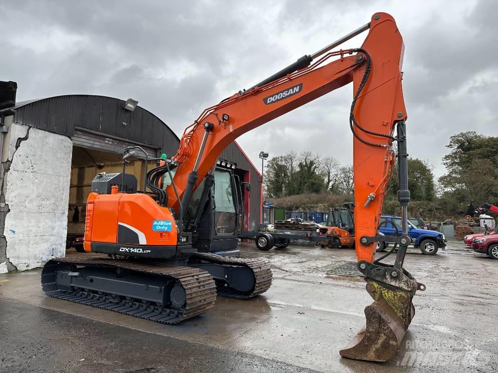 Doosan DX 140 LCR Telakaivukoneet