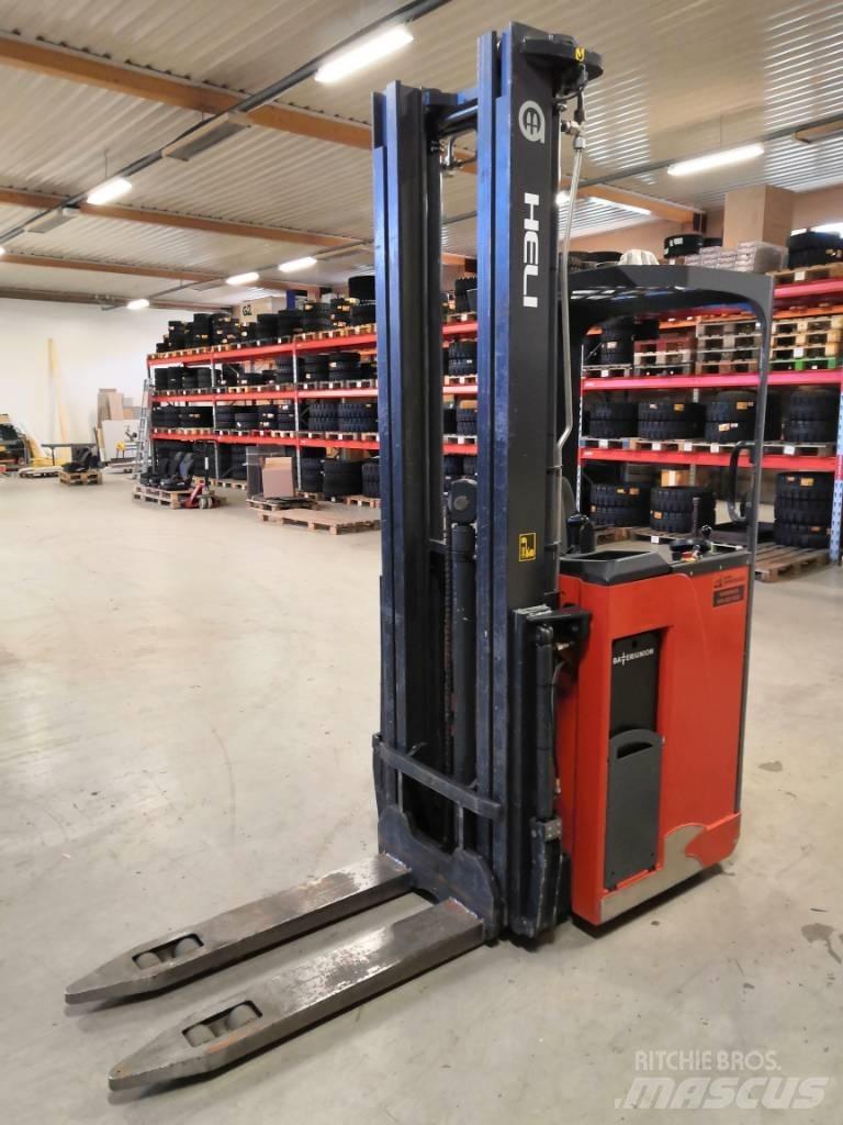 Abeko SW1600TTFYIS Ajettavat pinoamisvaunut