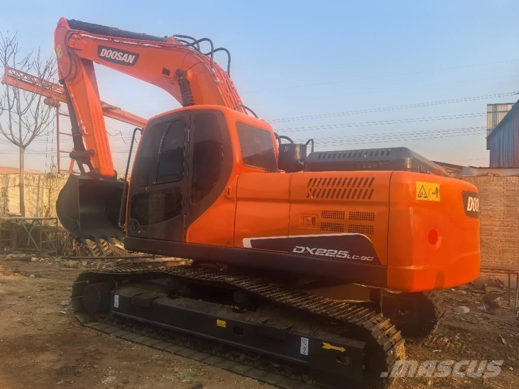 Doosan DX225 LC-9C Telakaivukoneet