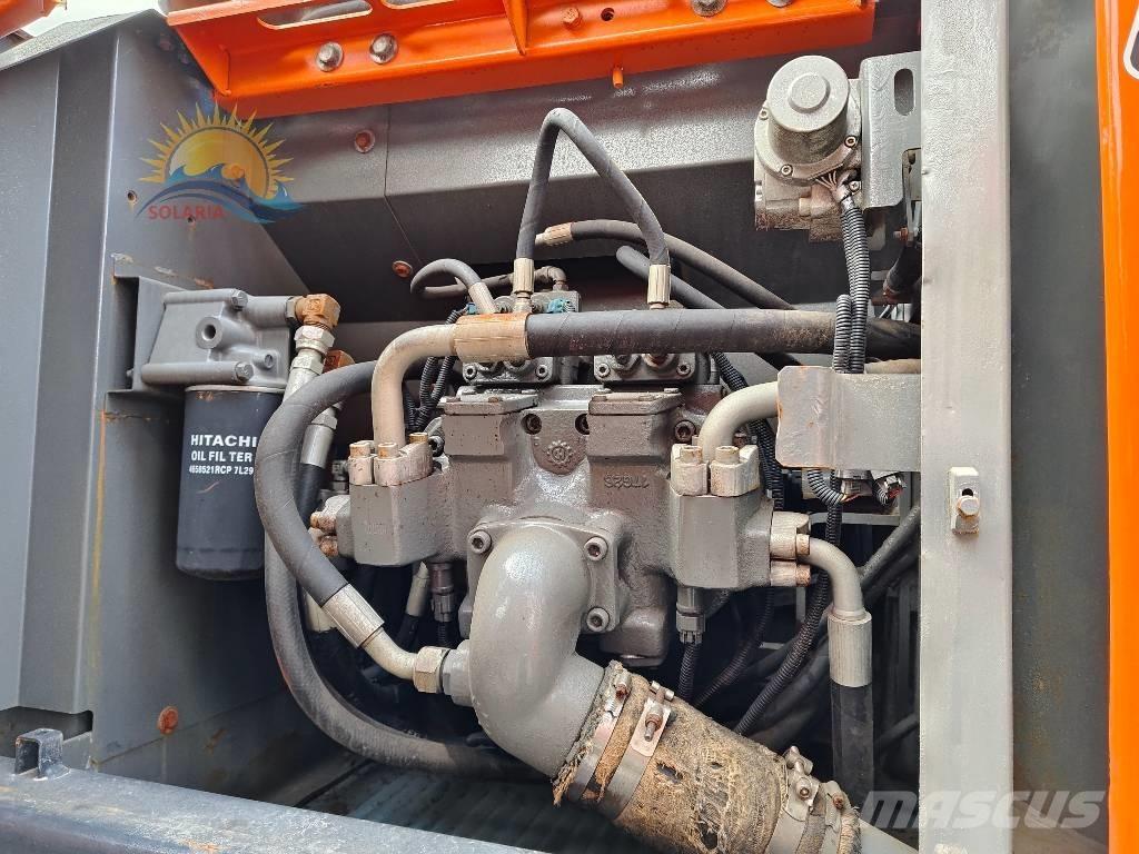 Hitachi ZX 200 Telakaivukoneet