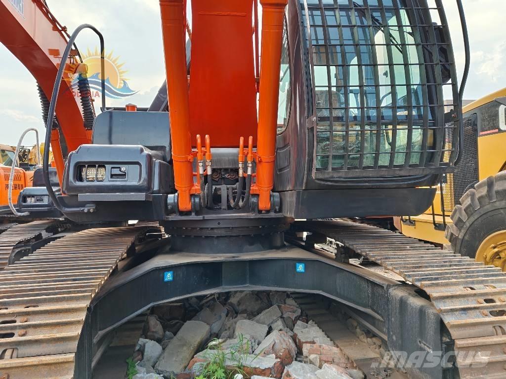 Hitachi ZX 200 Telakaivukoneet