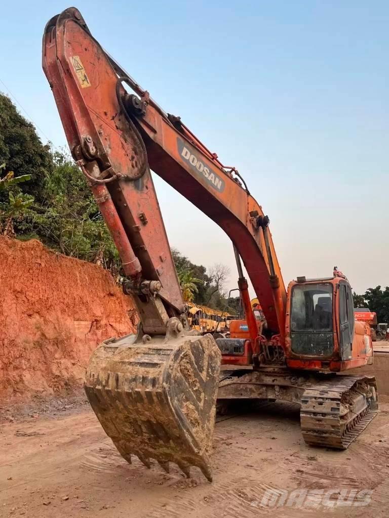 Doosan DX 300 LC Minikaivukoneet < 7t