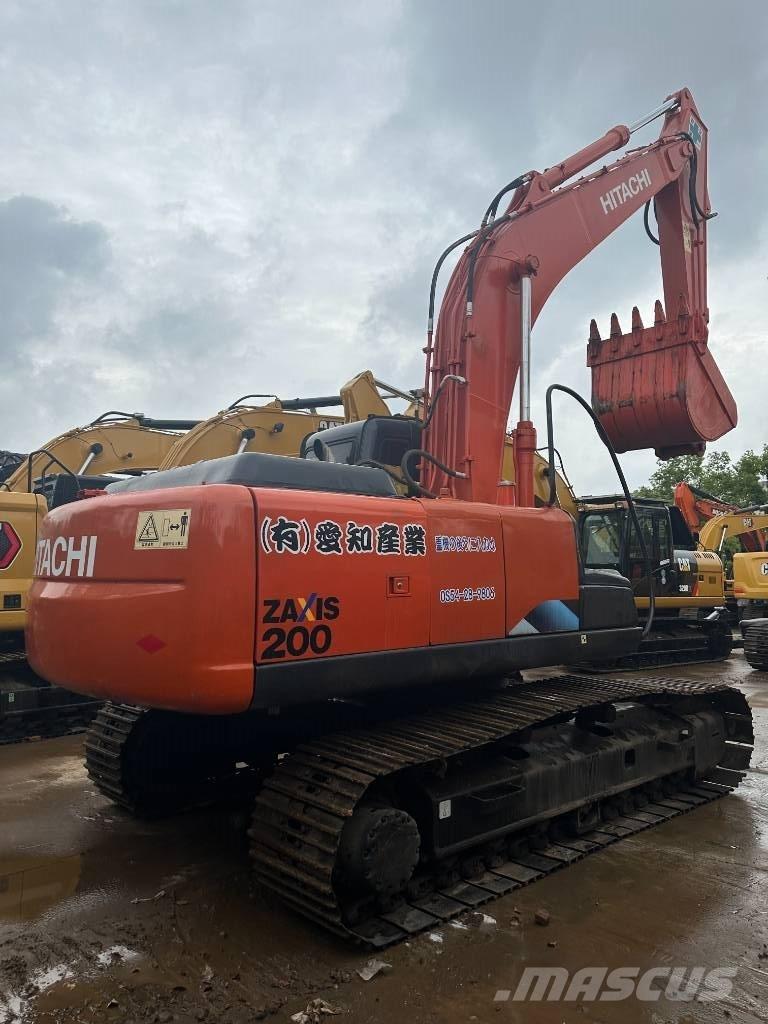 Hitachi ZX 200 Telakaivukoneet