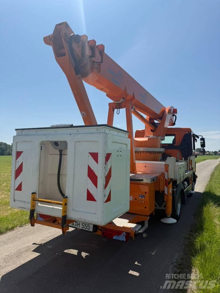 Palfinger P 300 KS Nostolava-autot