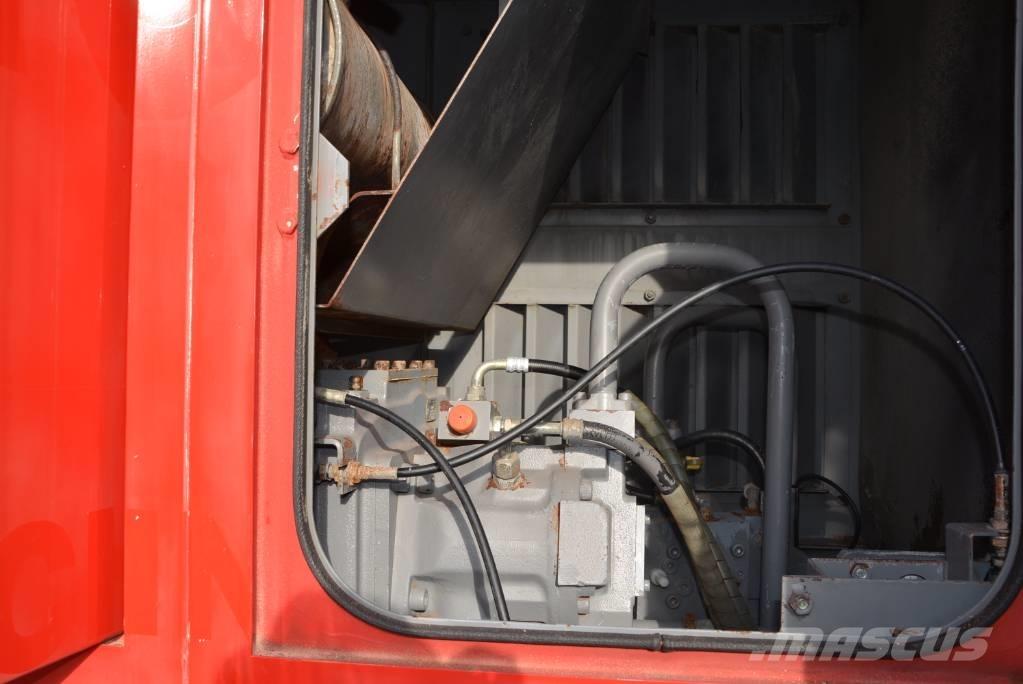 Hitachi CX 500 Tela-alustaiset nosturit