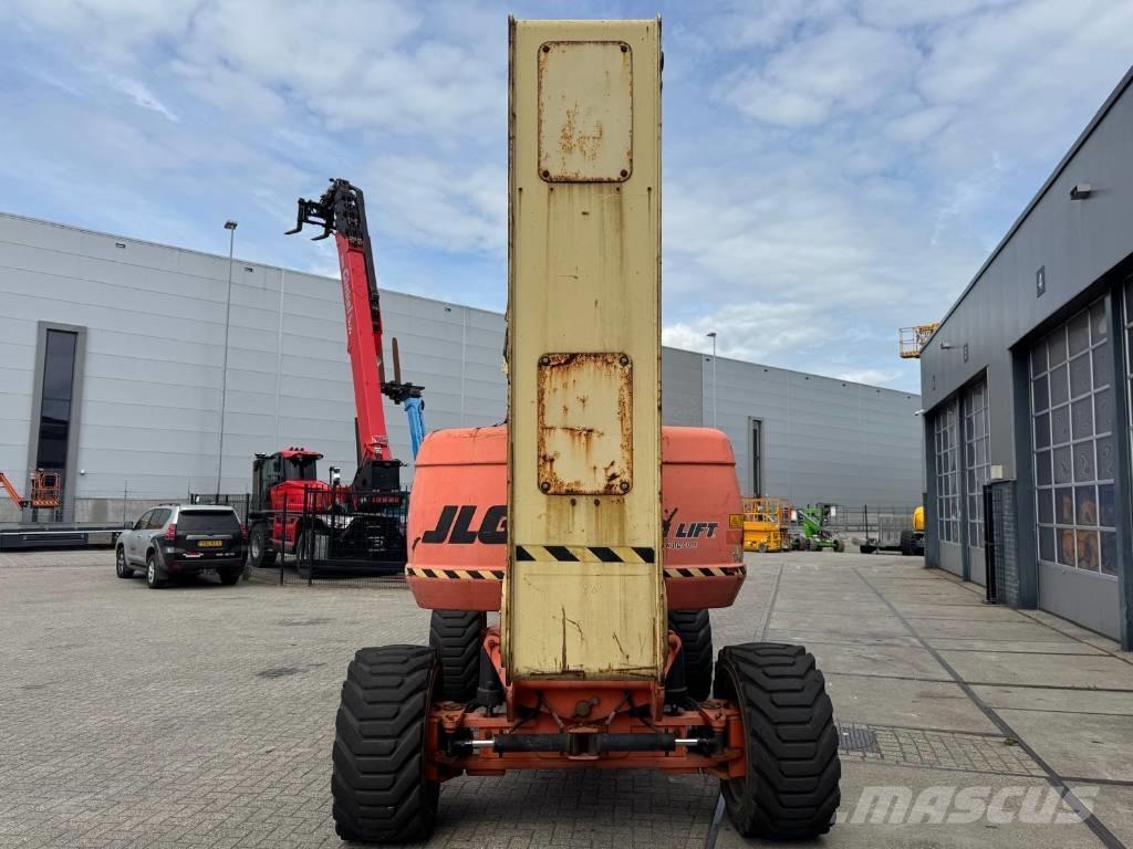 JLG 800 AJ Kuukulkijat
