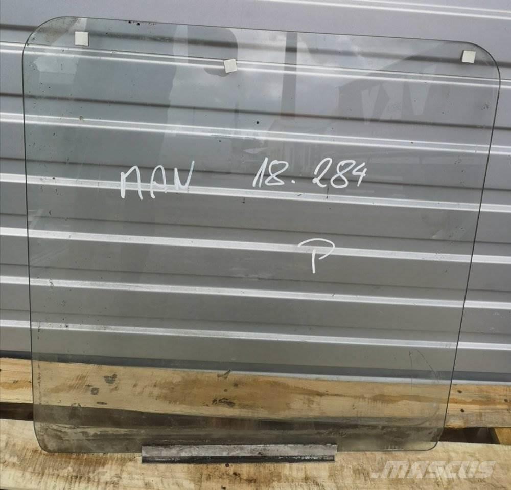 MAN OKNO PRAVÁ Muut