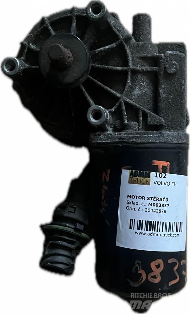 Volvo FH MOTOR STĚRAČŮ Moottorit