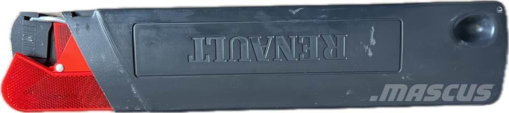  VÝSTRAŽNÝ TROJÚHELNÍK Muut