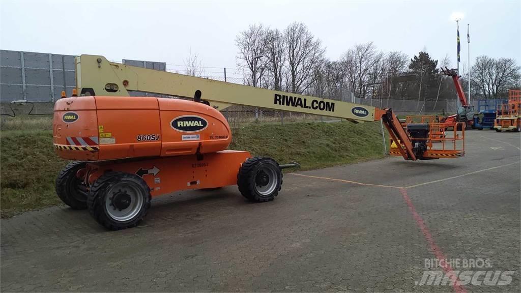 JLG 860SJ Teleskooppipuominostimet