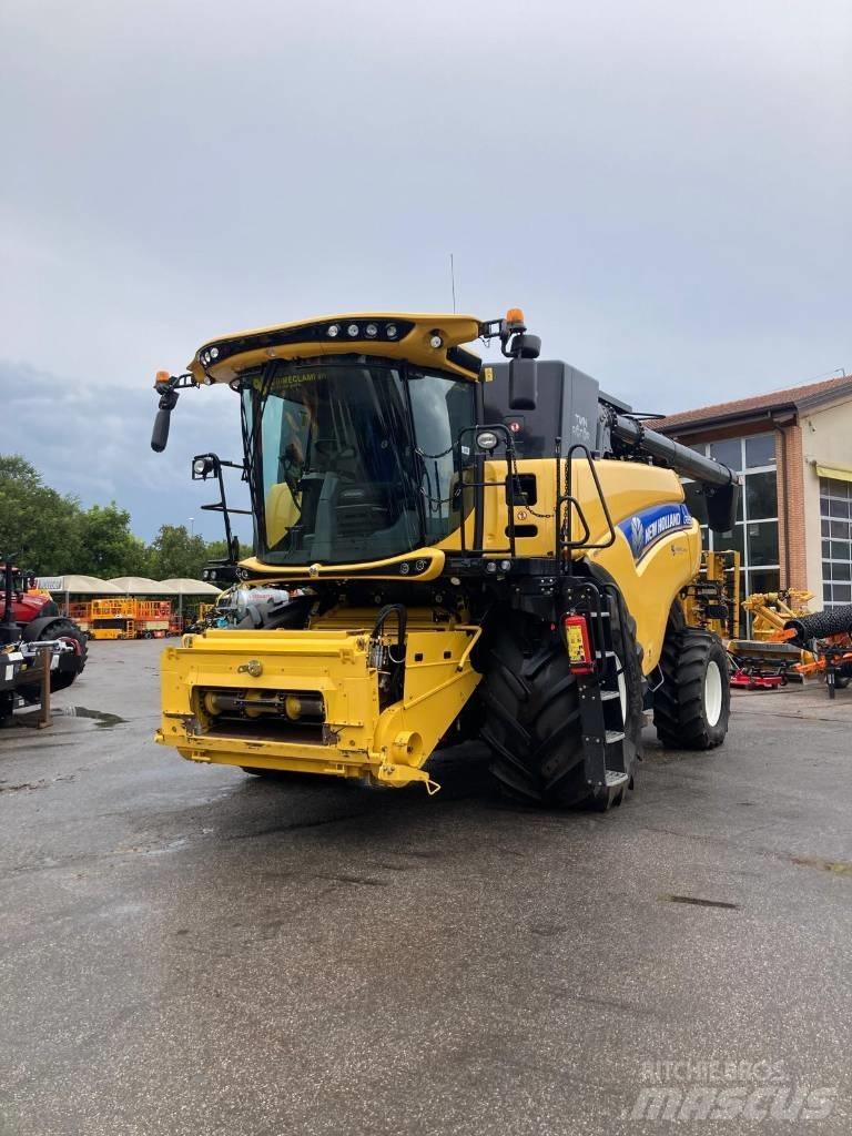 New Holland CR 8.90 Leikkuupuimurit