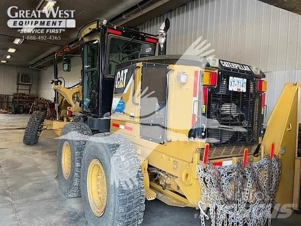 CAT 160M Tiehöylät