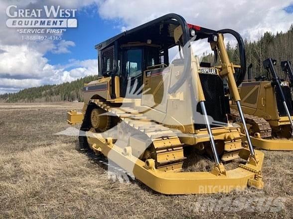 CAT D8T Telaketjupuskutraktorit