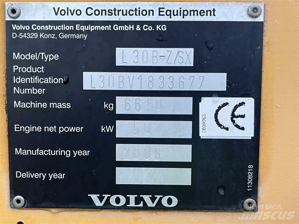 Volvo L 30 B Pyöräkuormaajat